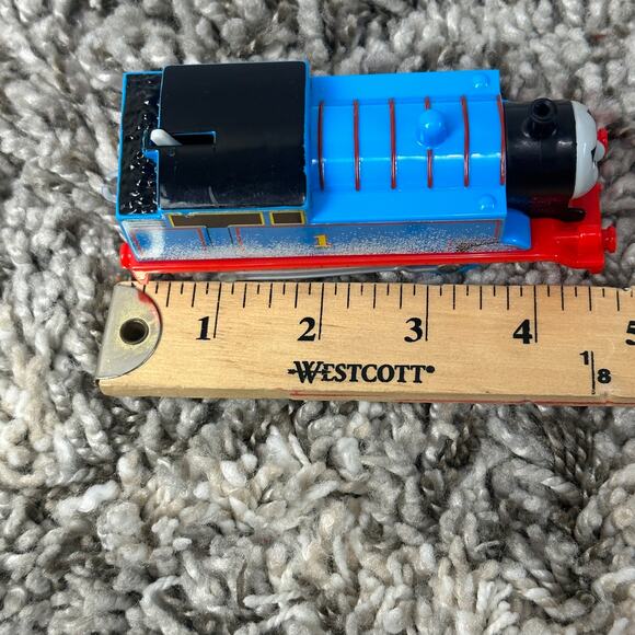 Thomas Winter Train Snow Plow Motorized Snowy Tank Engine 2013 WORKS Gullane - Picture 9 of 10